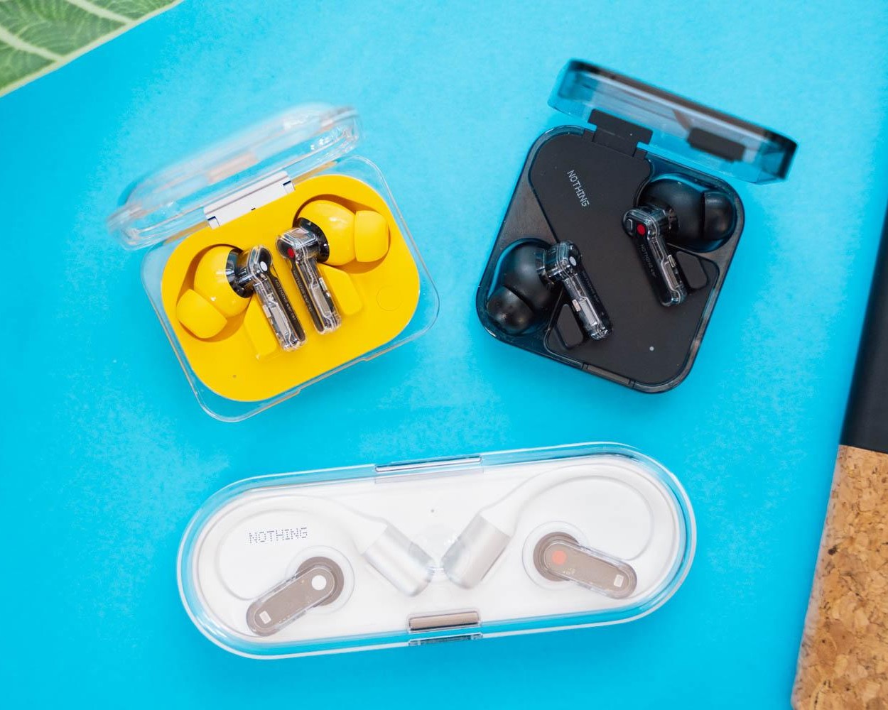 The Nothing Ear, Ear (a) and Ear (open)